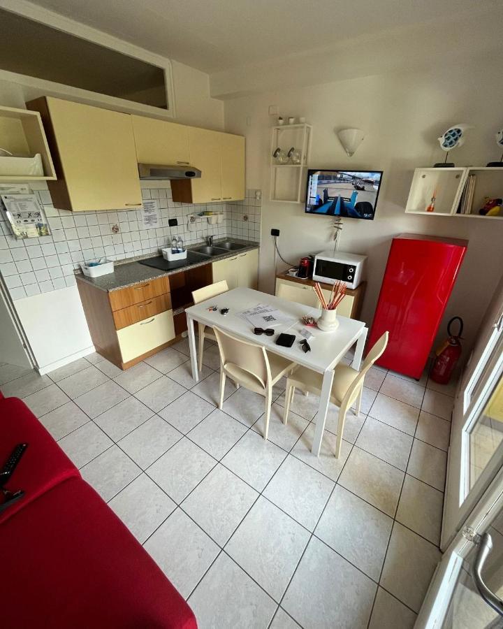 Gardalakeapartment A Sirmione Exterior photo